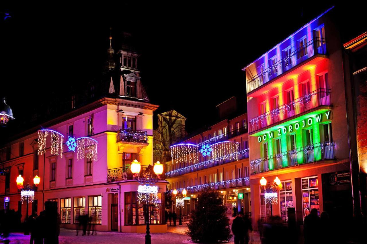 Dom Zdrojowy Aparthotel Jelenia Gora Bagian luar foto